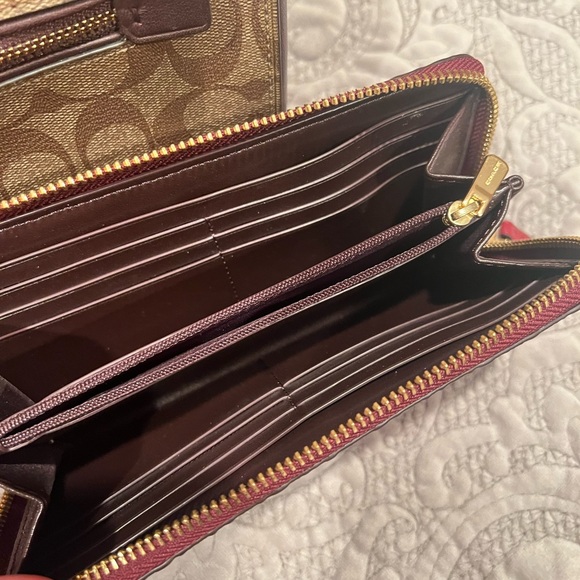 Coach purse and signature Brown lettering with red accents, including wallet - Picture 2 of 5